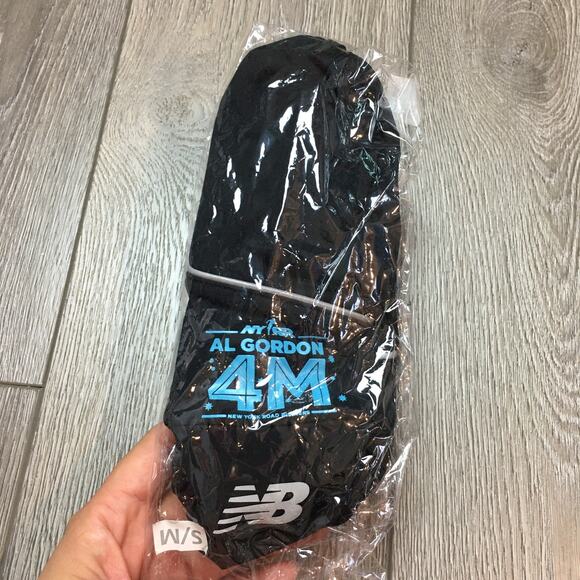 New New Balance Al Gordon 4M New York Road Runners Convert Glove S/M Black NYRR - Picture 1 of 6
